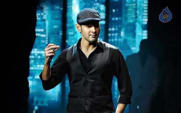srimanthudu first look,maheshbabu,shruthi hassan,koratala siva,maheshbabu  చిటికేస్తూ వ‌స్తున్నాడు మ‌హేష్‌